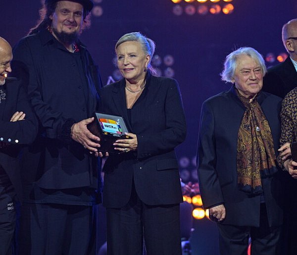 Janda, Kulik, Myśliwski, Wilczyński i Maksymiuk z nagrodą Super Gwarancji Kultury-60081