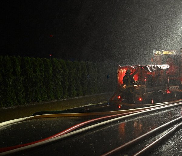 Straż pożarna: siedem osób rannych podczas ulew i silnych wiatrów-60335