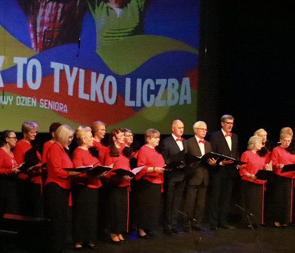 Fotorelacja: Międzynarodowy Dzień Seniora w MOK Zawiercie-60998