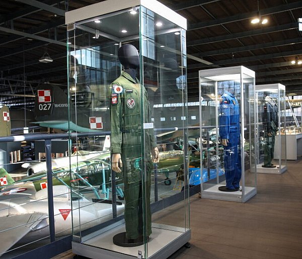 Wystawa o Szkole Orląt w Muzeum Lotnictwa Polskiego w Krakowie-62358