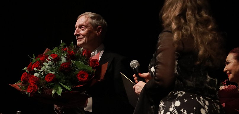 Fotorelacja II: Koncert Jubileuszowy Macieja Niesiołowskiego w MOK Zawiercie