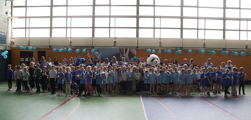 Fotorelacja II: Niebieskie Igrzyska zorganizowane przez SP4 w Zawierciu