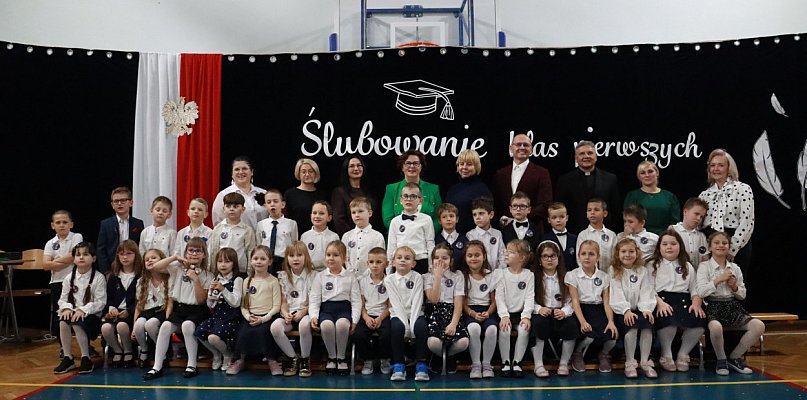Fotorelacja: Ślubowania Pierwszoklasistów w Szkole Podstawowej nr5 w Zawierciu - 60353