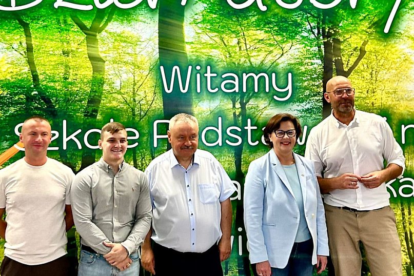 Fotorelacja:  Minister Sportu i Turystyki Jakub Rutnicki w Zawierciu