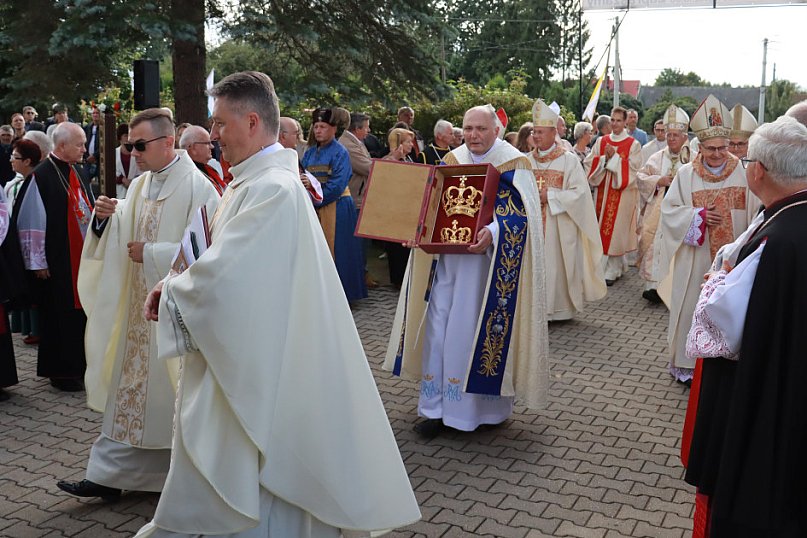 Fotorelacja I: Uroczysta Koronacja Cudownego Obrazu Matki Bożej Skarżyckiej