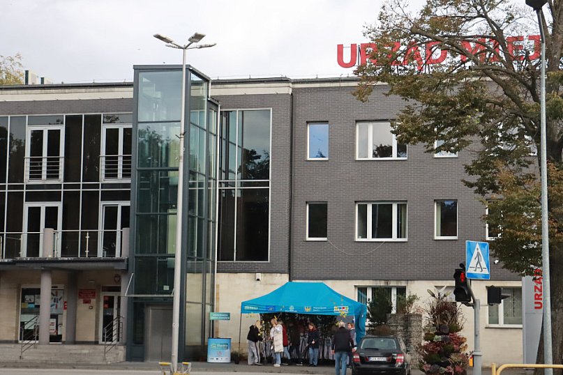 Fotorelacja: Dzień Drzewa w Zawierciu - 110 sadzonek na 110-lecie miasta