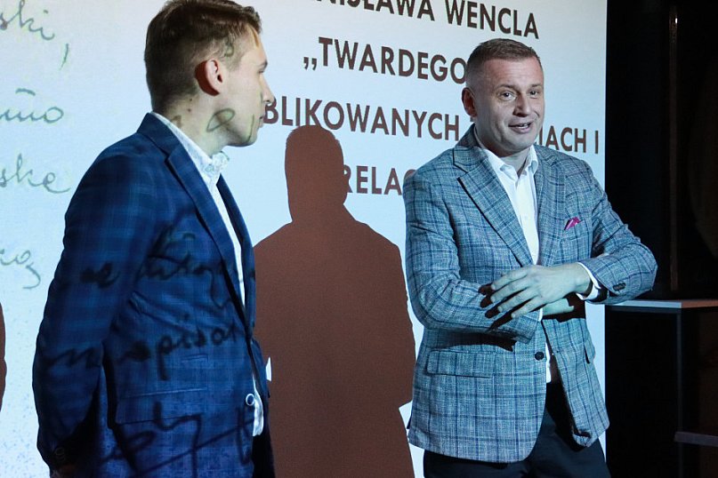 Fotorelacja: ODDZIAŁ GL , PPS , AK TWARDEGO - wykład w MOK Zawiercie