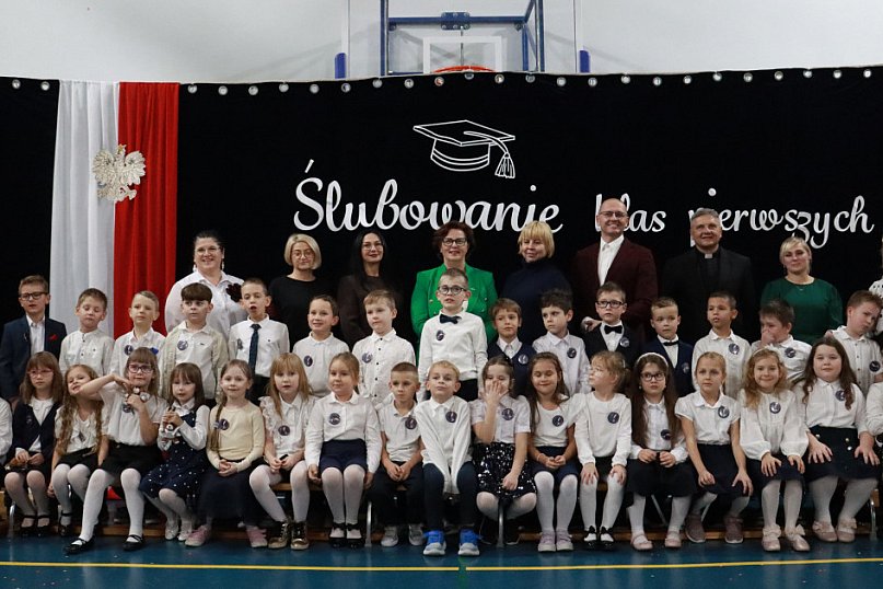 Fotorelacja: Ślubowania Pierwszoklasistów w Szkole Podstawowej nr5 w Zawierciu