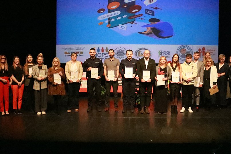 Fotorelacja: Razem przeciw mowie nienawiści w MOK Zawiercie