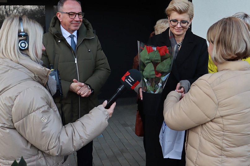 Fotorelacja: Przekazanie kluczy do nowych mieszkań TBS w Łazach
