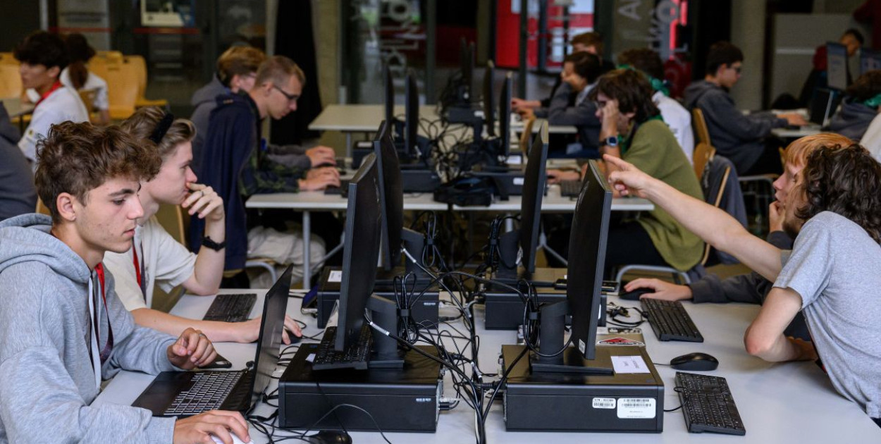 „Broń się w necie” - wystartował konkurs NASK dla szkół dot. zagrożeń w sieci (reg