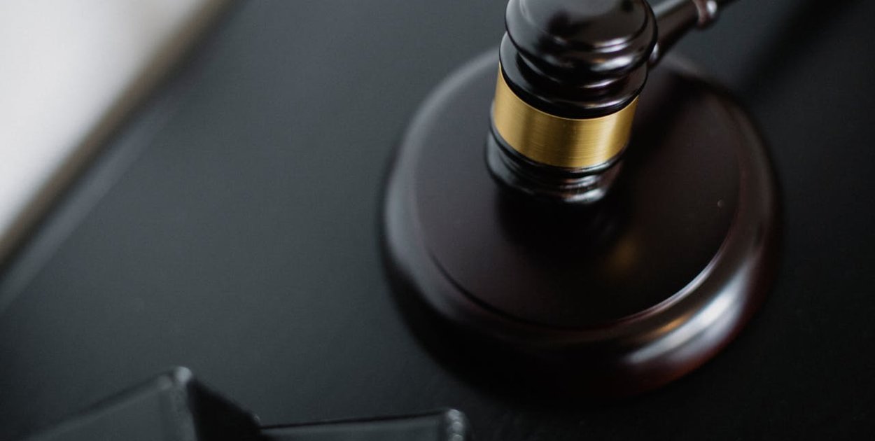 Nadgodziny, urlop, L4 – najczęstsze spory między pracownikiem a pracodawcą