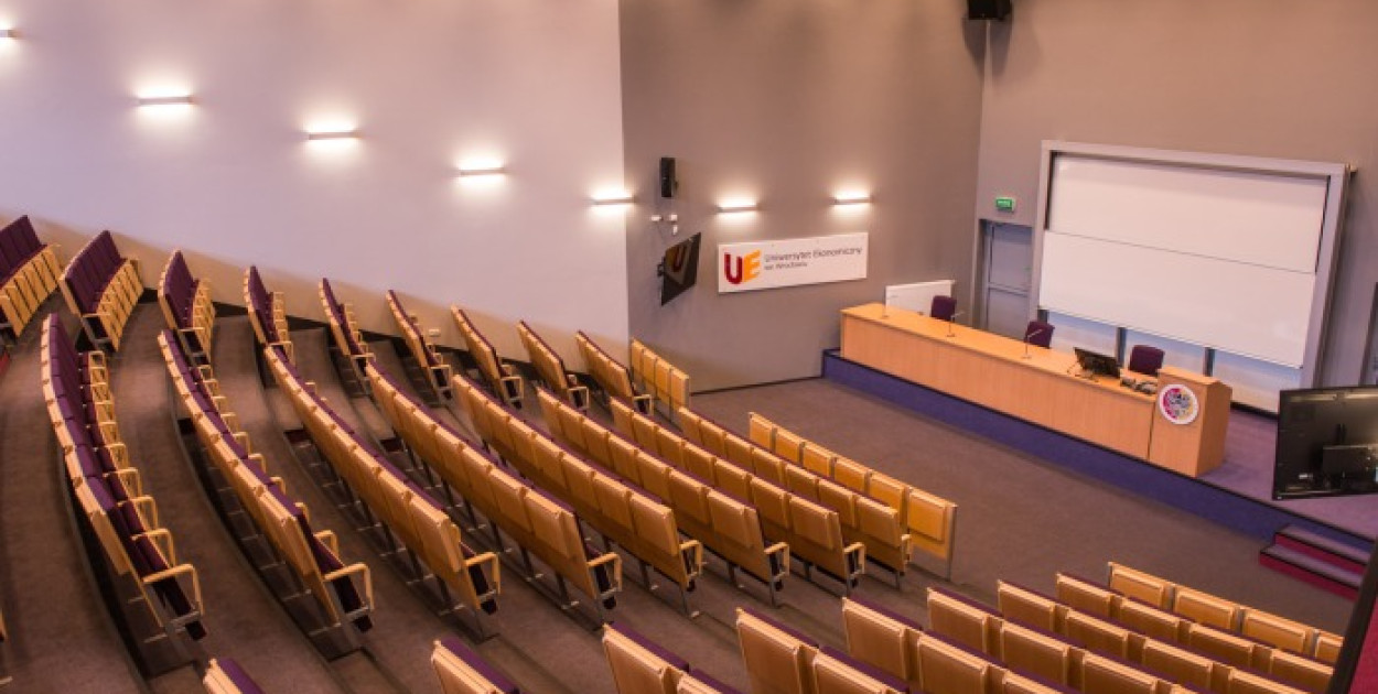 Zawód przyszłości? Architekt zgodności w erze AI (MediaRoom)